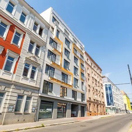 One Bedroom Penthouse # 82 In The Brand New Building Close To The Center With Free Parking Apartmán *