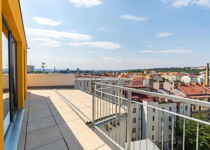 One Bedroom Penthouse # 82 In The Brand New Building Close To The Center With Free Parking Appartement *