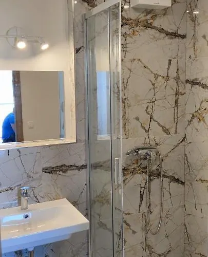 Appartement One Bedroom Penthouse # 82 In The Brand New Building Close To The Center With Free Parking *